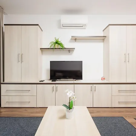 Modern Hub With Terrace & Parking Apartmán Budapešť